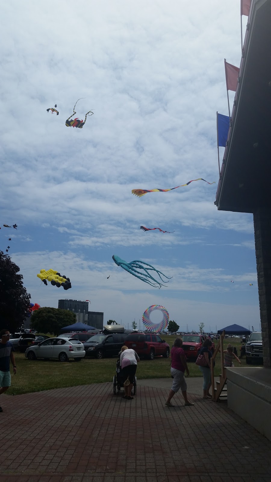 HH Knoll Lakeview Park | Port Colborne, ON L3K, Canada | Phone: (905) 835-2901