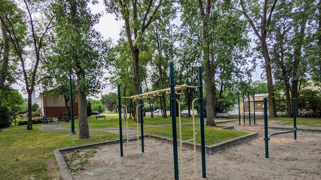 Parc Sainte-Suzanne | Rue Saint-Gabriel, Montreal, QC H8Y 1Z7, Canada | Phone: (514) 872-0311