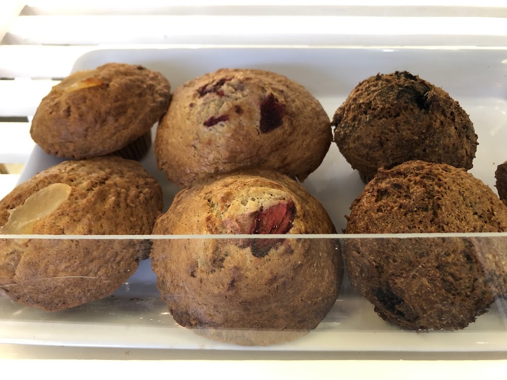 Flour Bakery | 6363 Bruce St, West Vancouver, BC V7W 2G5, Canada | Phone: (604) 925-2101
