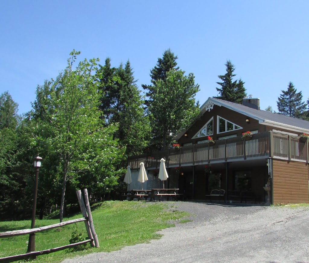 La Bouche Bée | 162 rang Ste-Catherine, Saint-Sylvestre, QC G0S 3C0, Canada | Phone: (418) 596-2266
