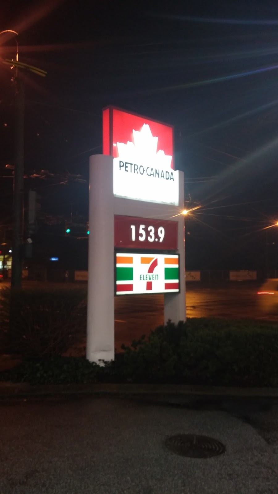 7-Eleven | 5680 Oak St, Vancouver, BC V6M 2V6, Canada | Phone: (604) 266-0314