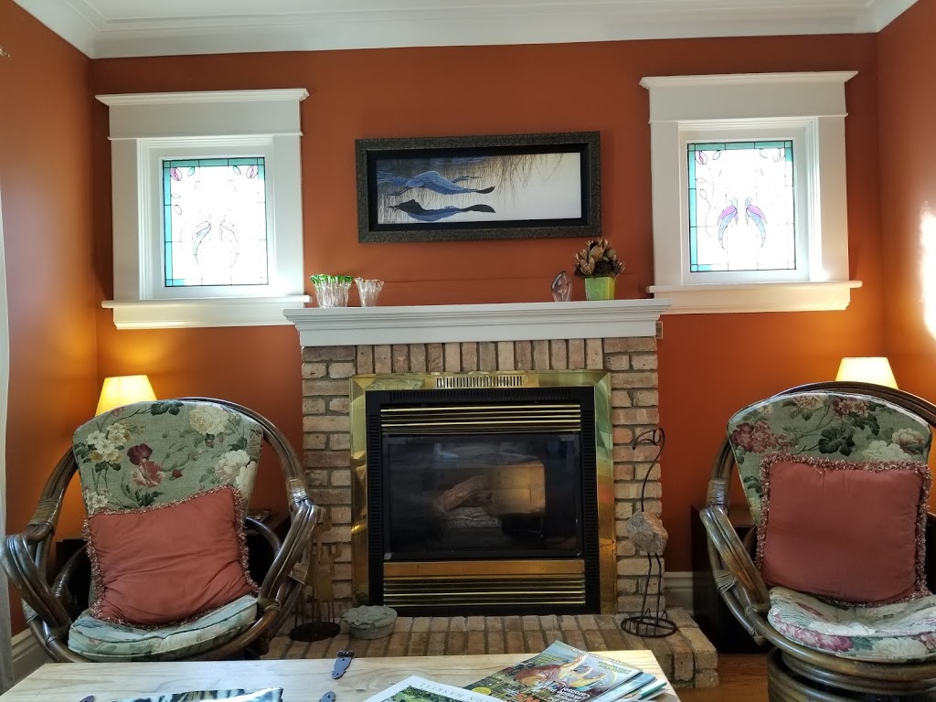 Simcoe Suites on the Henley B&B | 20 Simcoe St, St. Catharines, ON L2N 5C7, Canada | Phone: (905) 935-8842
