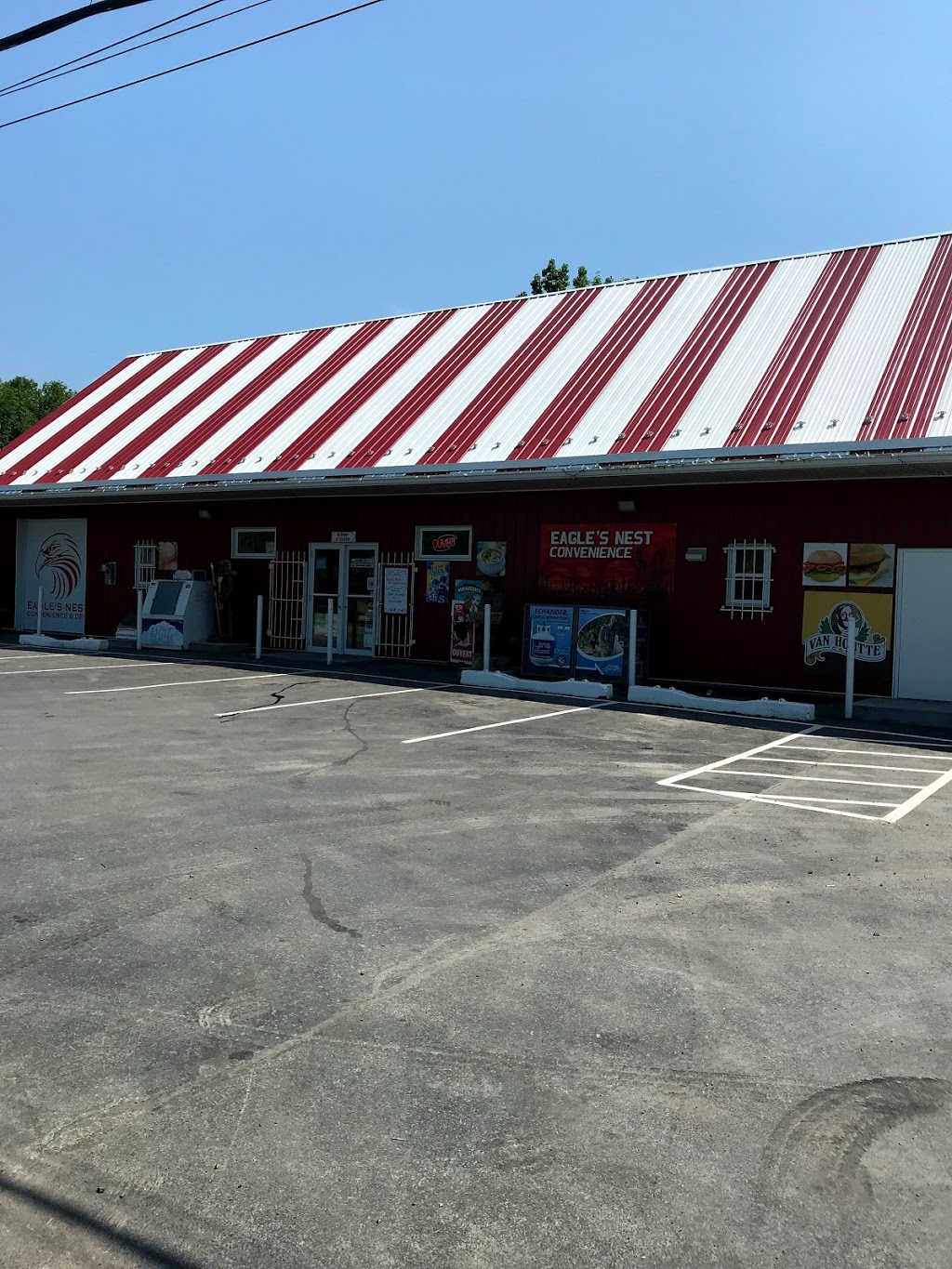 Eagles Nest Convenience & Deli | Eagles Nest Road, P.o.box 1651, Kahnawake, QC J0L 1B0, Canada | Phone: (450) 633-0181