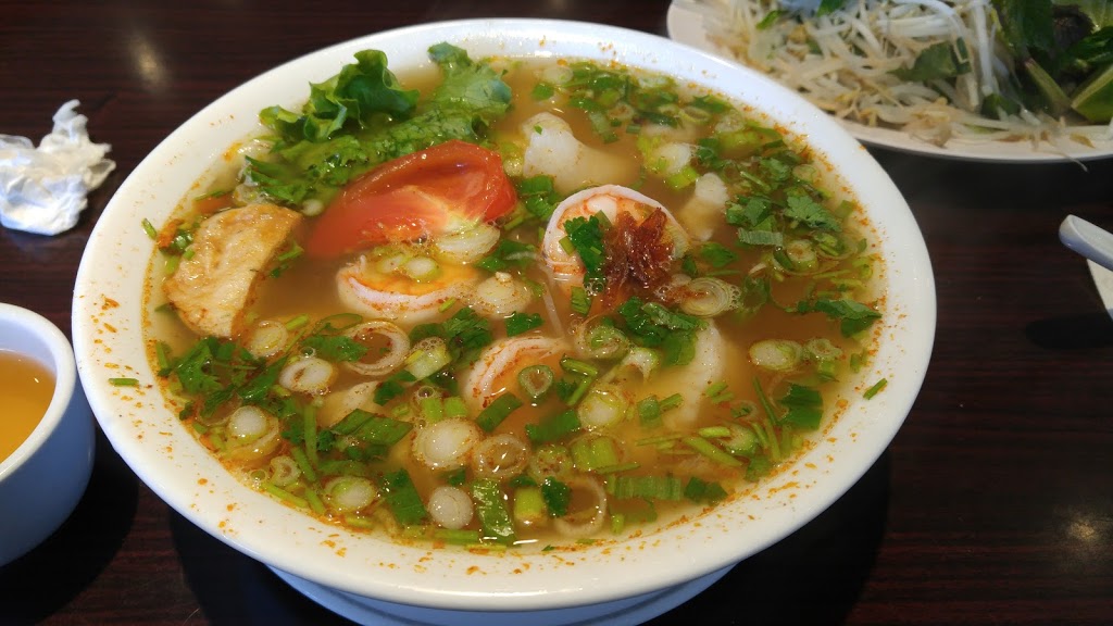 Bun Cha Ca Hoang Yen | 5083 Victoria Dr, Vancouver, BC V5P 3T9, Canada | Phone: (604) 321-2711