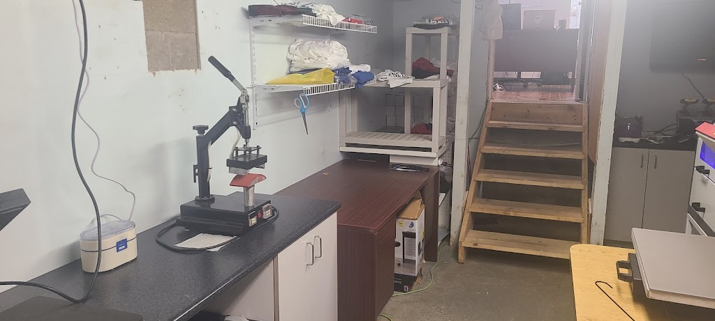 Fat Dave | 35 Henry St Unit 1, Brantford, ON N3R 1Z9, Canada | Phone: (519) 750-0584