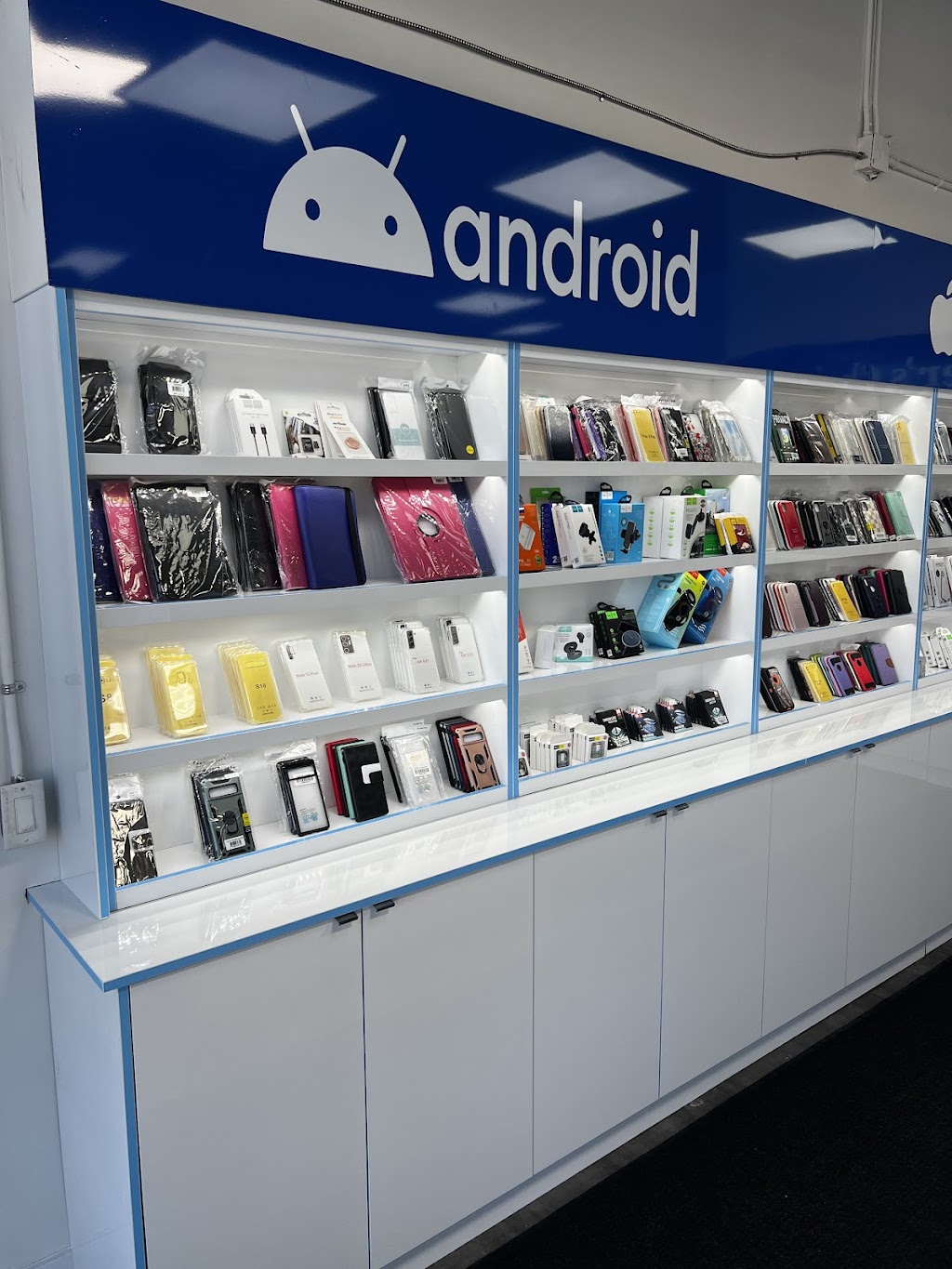 Sellphone Lab - Cellphone/Computer Repairs & Accessories Store | 36 Riverglen Dr SE, Calgary, AB T2C 4L5, Canada | Phone: (403) 430-2222
