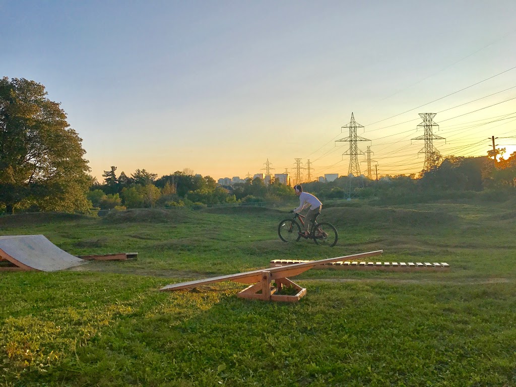Bayview BMX Park | 3230 Bayview Ave, North York, ON M2M 3R7, Canada