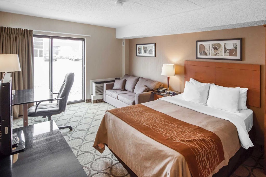 Comfort Inn West | 17610 100 Ave NW, Edmonton, AB T5S 1S9, Canada | Phone: (780) 484-4415