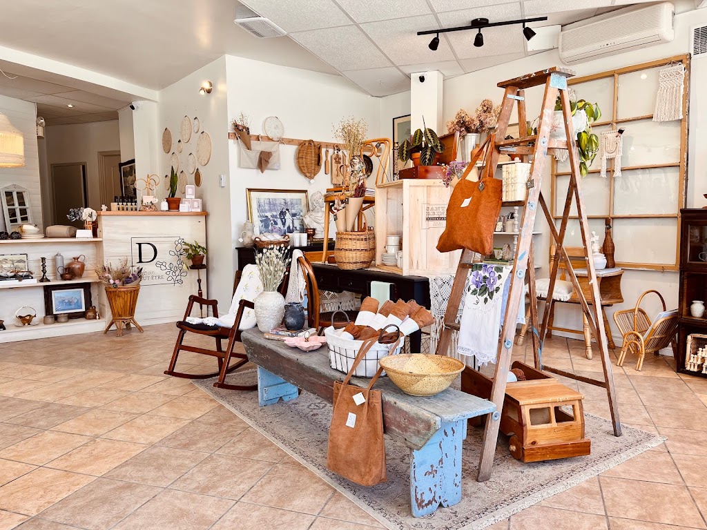 Demain Peut-Être | 226 Rue Notre Dame, Donnacona, QC G3M 1G5, Canada | Phone: (418) 873-7711