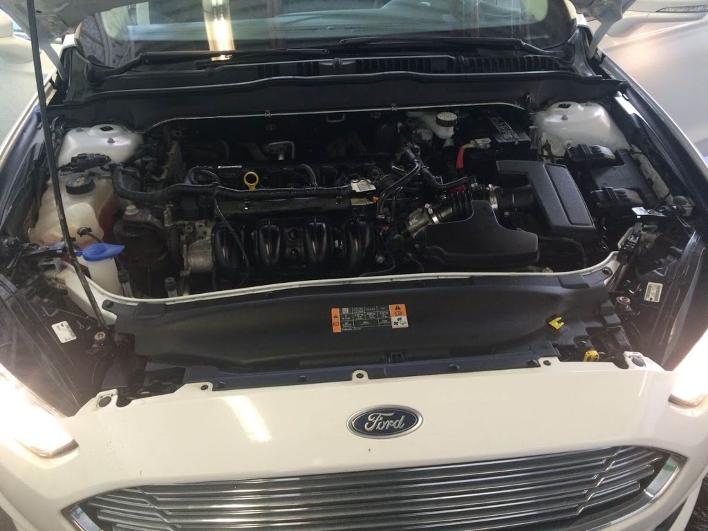 Mr GreenClean Auto Detailing Services | 55 Clarke Rd #3c, London, ON N5W 5Y2, Canada | Phone: (519) 318-9603