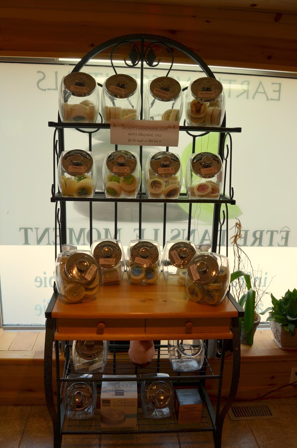 EarthlyEssentials | 984 Notre Dame St, Embrun, ON K0A 1W0, Canada | Phone: (613) 443-9635