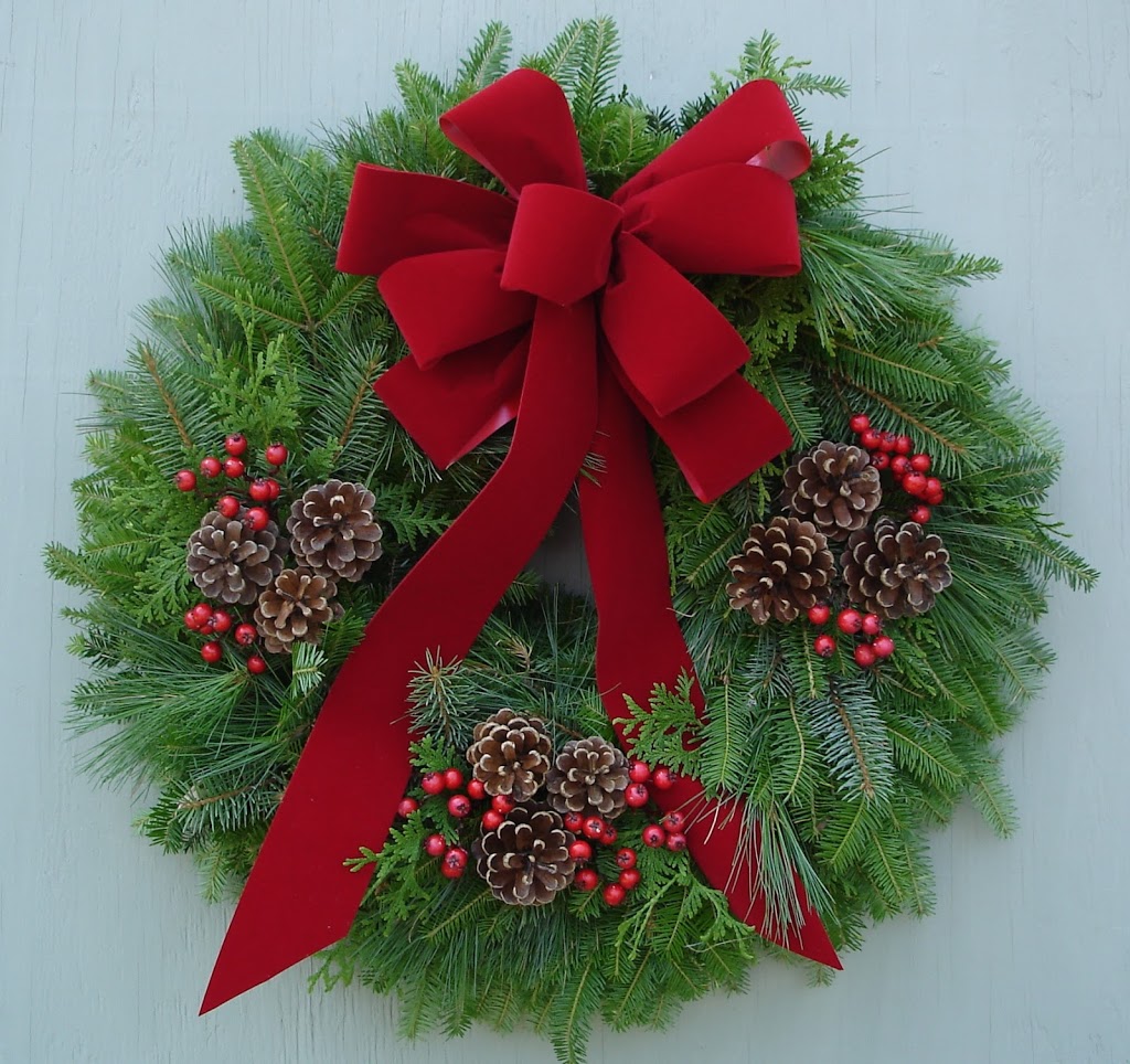 Vermont Designer Wreaths | 39 Hitchcock Dr, Newport, VT 05855, USA | Phone: (802) 673-6794