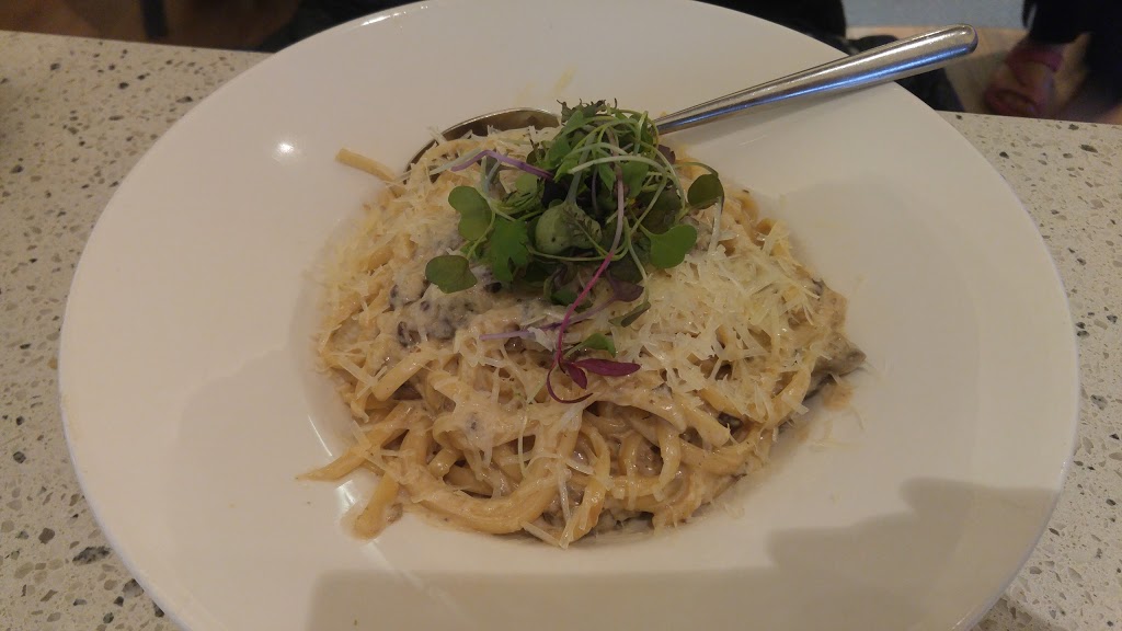 Bistro Boréal | 100 Rue Laurier, Gatineau, QC K1A 0M8, Canada | Phone: (819) 776-7009
