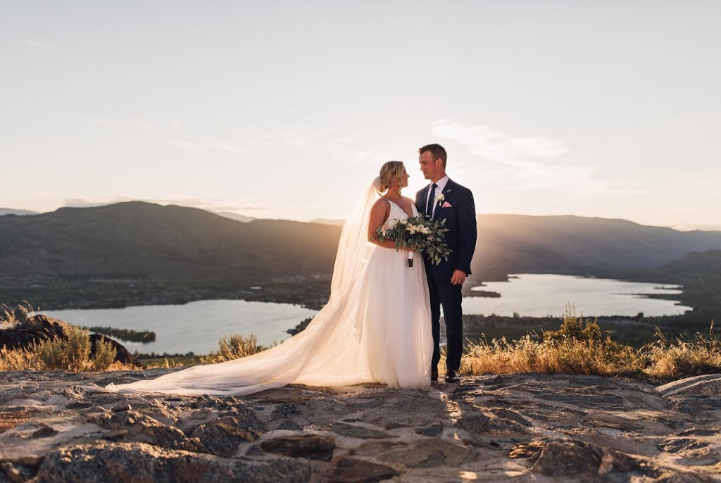 The Look Out | 130 Hallis Rd, Osoyoos, BC V0H 1V6, Canada | Phone: (250) 485-7082