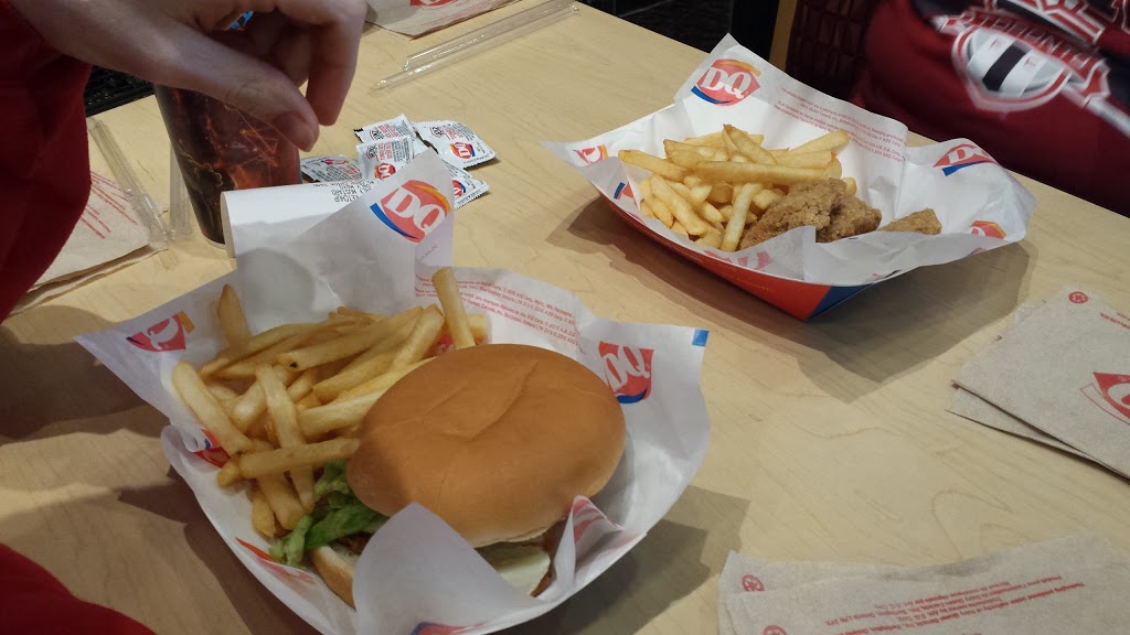 Dairy Queen Grill & Chill | 2 Spicer Square, Bowmanville, ON L1C 5M2, Canada | Phone: (905) 697-6369