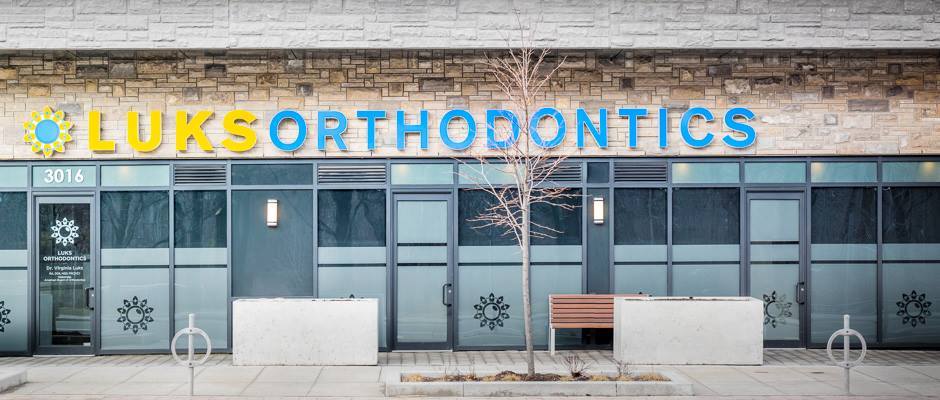 SV Orthodontics | 3016 Yonge St, Toronto, ON M4N 2K4, Canada | Phone: (416) 213-6646