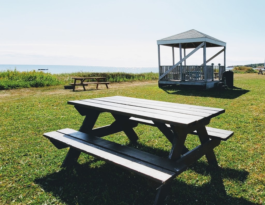 Blue Anchor Getaway | 103 Dixon Loop Rd, Malden, NB E4M 1W7, Canada | Phone: (604) 365-9611