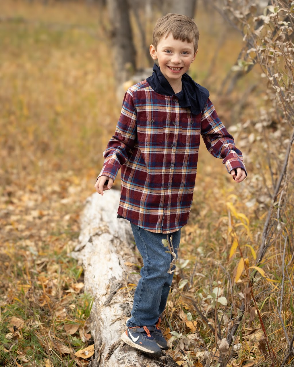 Dee Webb Photography | 106 Waterton Ave, Waterton Park, AB T0K 2M0, Canada | Phone: (403) 805-1509