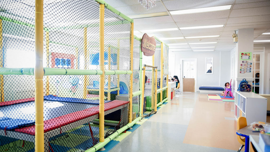 Garderie Montreal Ouest | 7 Prom. Ronald, Montréal-Ouest, QC H4X 1M8, Canada | Phone: (514) 915-7580
