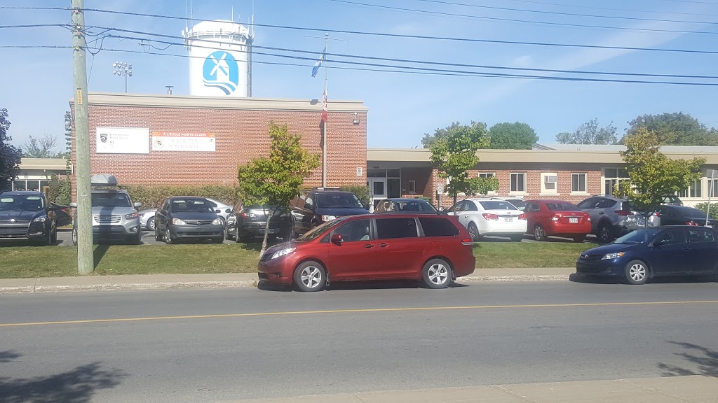 Pointe-Claire | 93 Avenue Douglas-Shand, Pointe-Claire, QC H9R 2A7, Canada | Phone: (514) 855-4245
