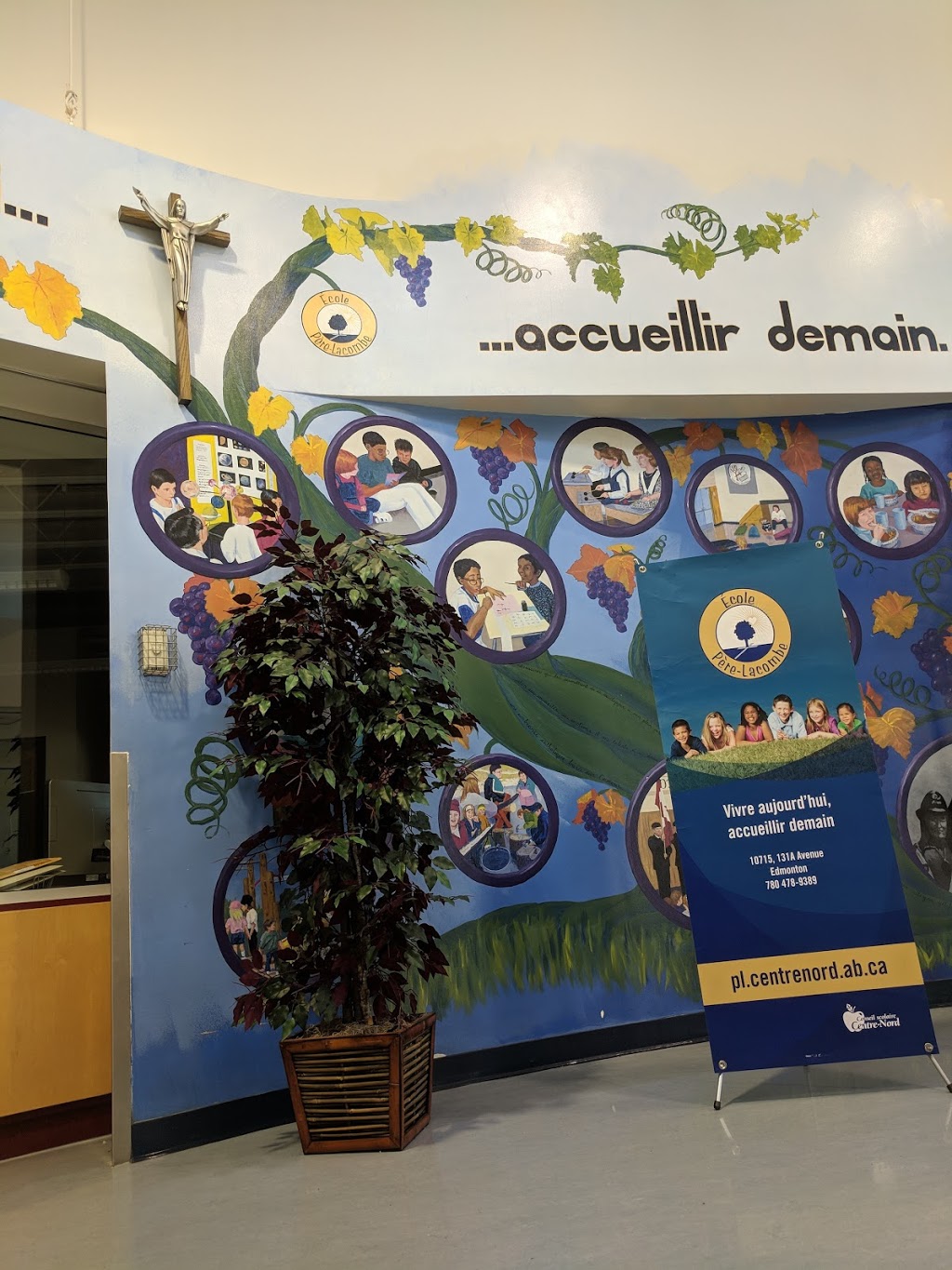 École Père-Lacombe | 10715 131A Ave, Edmonton, AB T5E 0X4, Canada | Phone: (780) 478-9389