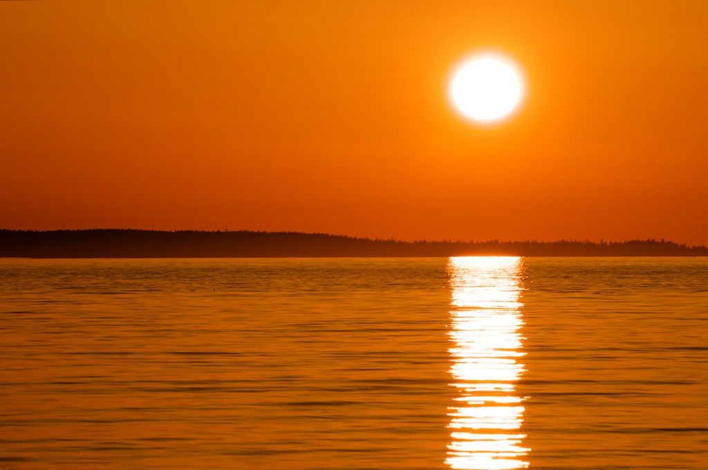 Birch Bay Cabin Rental | 7358 Birch Bay Dr, Blaine, WA 98230, USA | Phone: (778) 786-0922