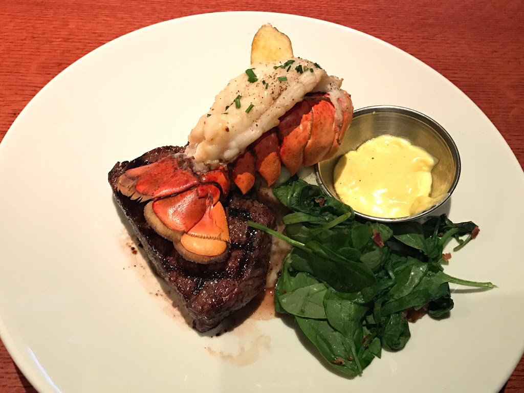 Canyon Creek Chophouse | 299 Rathburn Rd W, Mississauga, ON L5B 4C1, Canada | Phone: (905) 279-3342