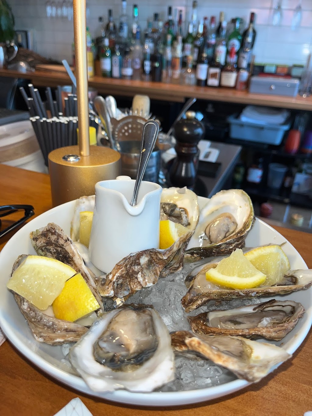 Stella Pizzeria | 1327 Avenue Laurier E, Montréal, QC H2J 1H4, Canada | Phone: (514) 903-9448