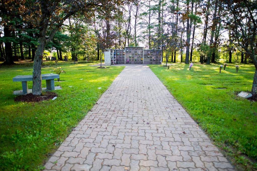 Sunset Memorial Gardens | cemetery | 499 Cumberland St N, Thunder Bay, ON P7A 4R9, Canada | 8073441004 OR +1 807-344-1004