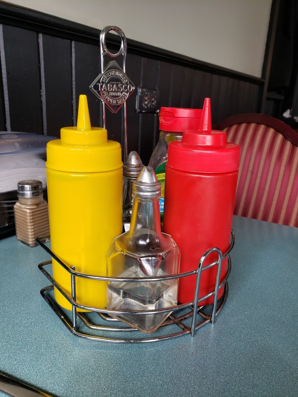 Tall Boys Family Restuarant | Tweed, ON K0K, Canada | Phone: (613) 478-3222