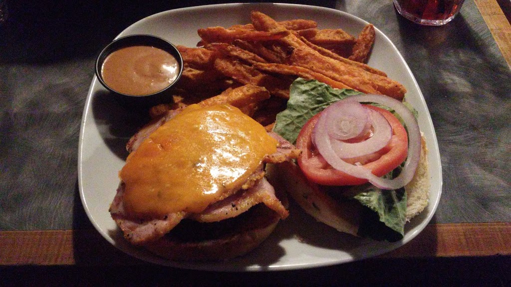 Touchdown Willys Tap & Grill | 249 St Catharines St, Smithville, ON L0R 2A0, Canada | Phone: (905) 957-8448