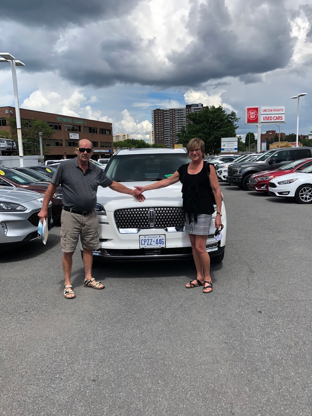 Lincoln Heights Ford Sales | 1377 Richmond Rd, Ottawa, ON K2B 6R7, Canada | Phone: (613) 829-2120