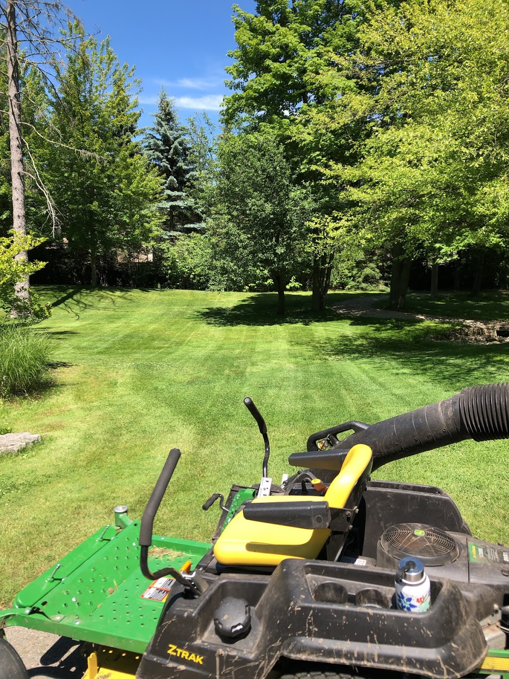 Grassworks | 5610 Thorn Ln, Burlington, ON L7L 6T5, Canada | Phone: (416) 669-7873
