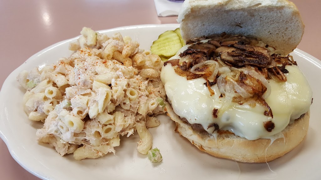 Lunettas Restaurant | 878 Cleveland Dr, Cheektowaga, NY 14225, USA | Phone: (716) 833-9756