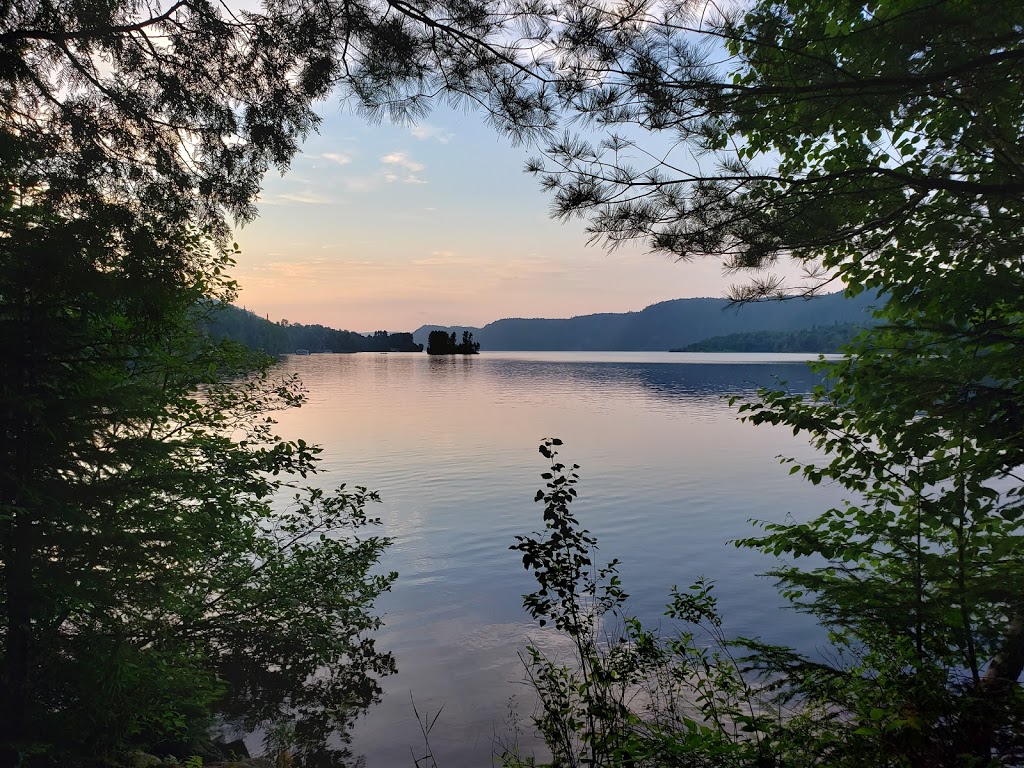 Camping Mis-Mek | nac Trois-Rives, Québ31, Chemin du Lac du Missionnaire, Saint-Joseph-de-Mékiec, QC G0X, Canada | Phone: (819) 646-5442
