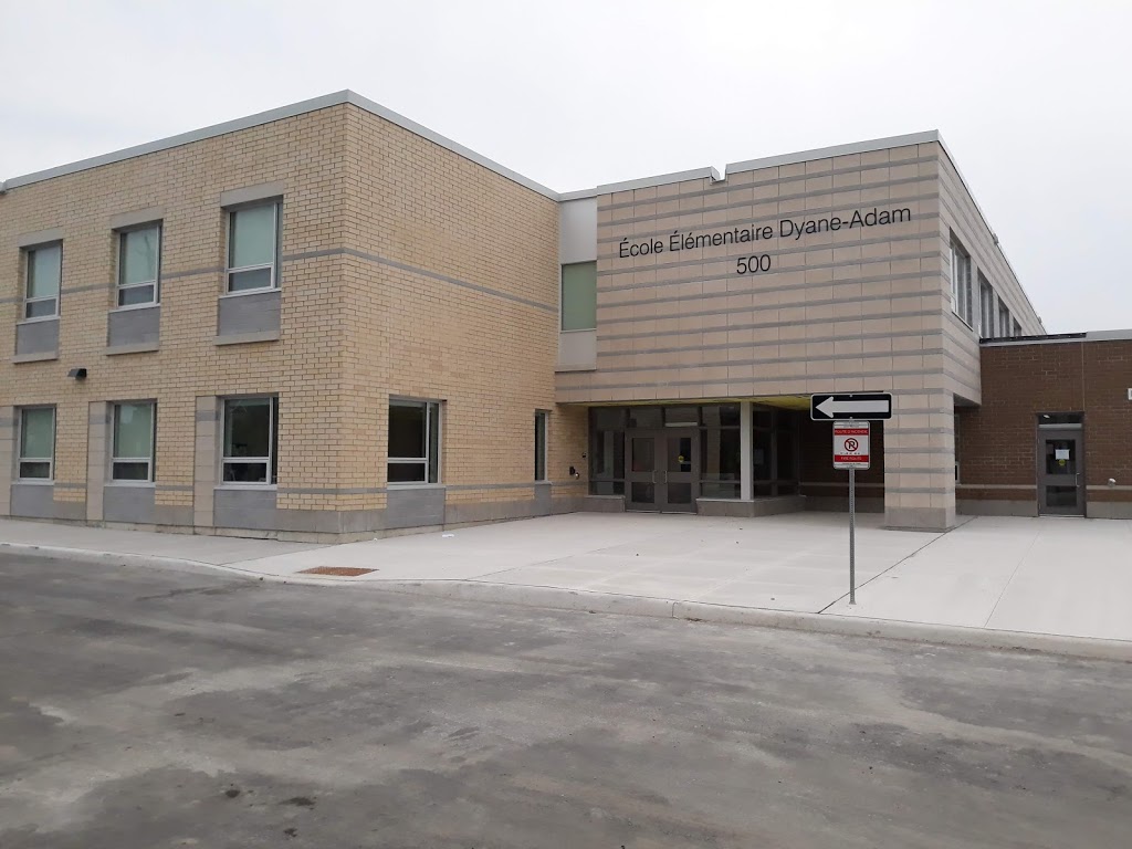 Ecole Dyane-Adam Elementary French School | 500 Cedar Hedge Rd, Milton, ON L9T 6J4, Canada | Phone: (289) 350-2428