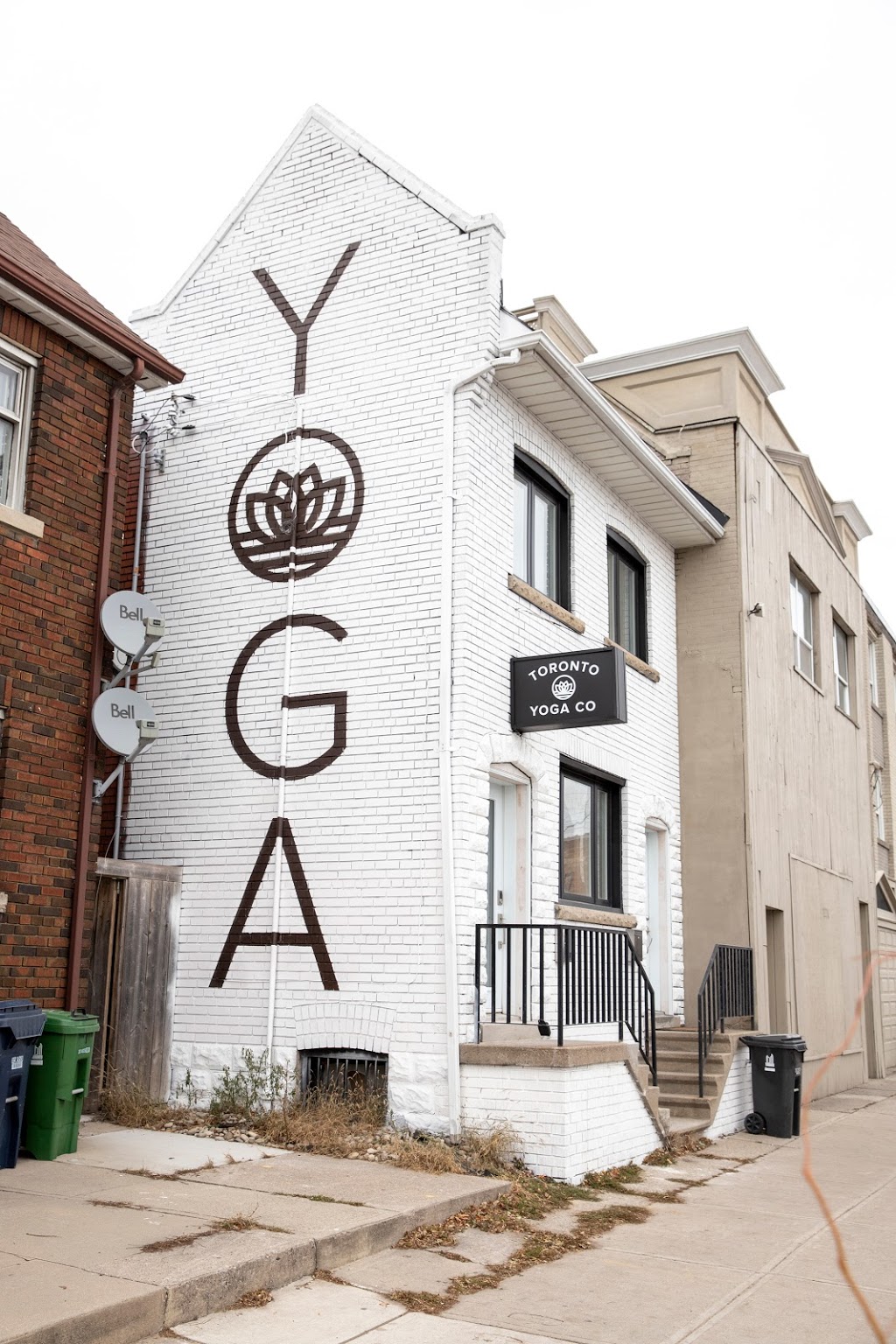 Toronto Yoga Co. | 1768 Danforth Ave, Toronto, ON M4C 1H8, Canada | Phone: (647) 549-9857