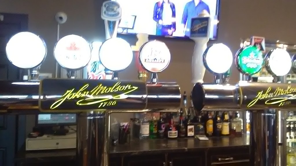 M & M Restaurant | 475 Main St, Cambridge, ON N1R 8N9, Canada | Phone: (519) 621-7161
