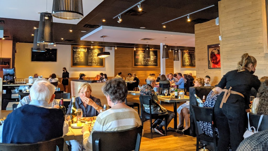 Steak Frites St-Paul | 2125 Boul. le Carrefour, Laval, QC H7S 2J7, Canada | Phone: (450) 682-6224