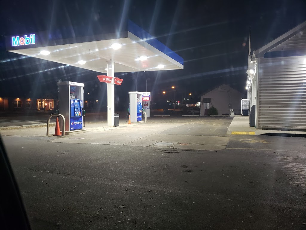 Mobil | 4878 Lake Shore Rd, Hamburg, NY 14075, USA
