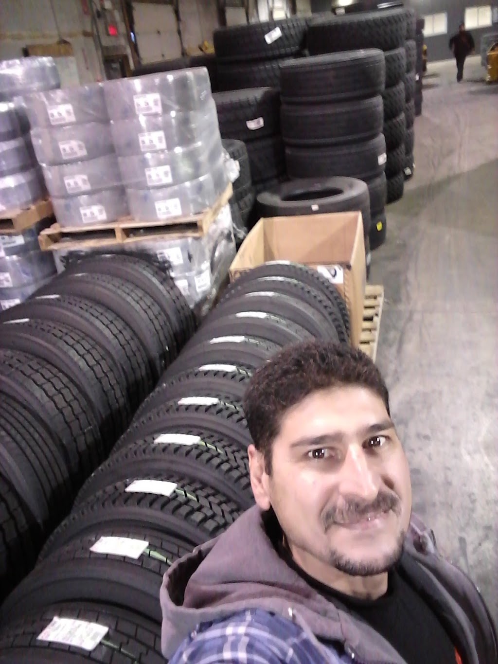 Kal Tire | 20 Enterprise Dr, London, ON N6N 1A7, Canada | Phone: (519) 455-2500