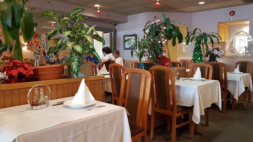 Mandarin Ogilvie Restaurant | 1173 Ogilvie Rd, Ottawa, ON K1J 1J9, Canada | Phone: (613) 749-8838