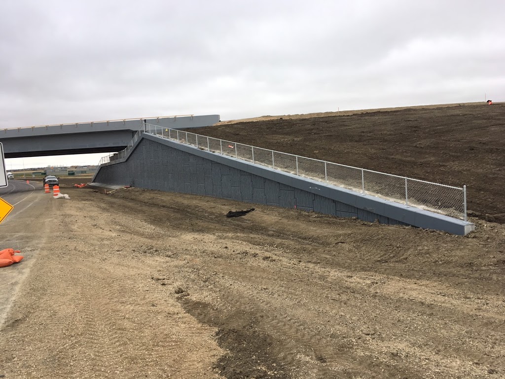 Strictly Fences | 1845 Paul Dr, Moose Jaw, SK S6H 4P8, Canada | Phone: (306) 692-4303