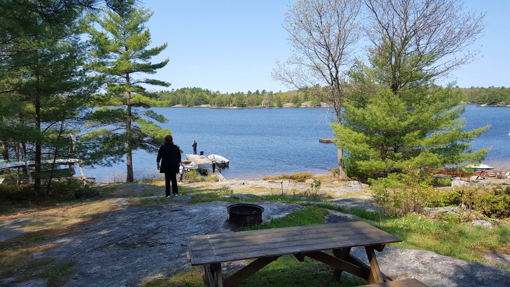 Shebeshekong Resort | 94 Shebeshekong Rd, Nobel, ON P0G 1G0, Canada | Phone: (705) 342-5836