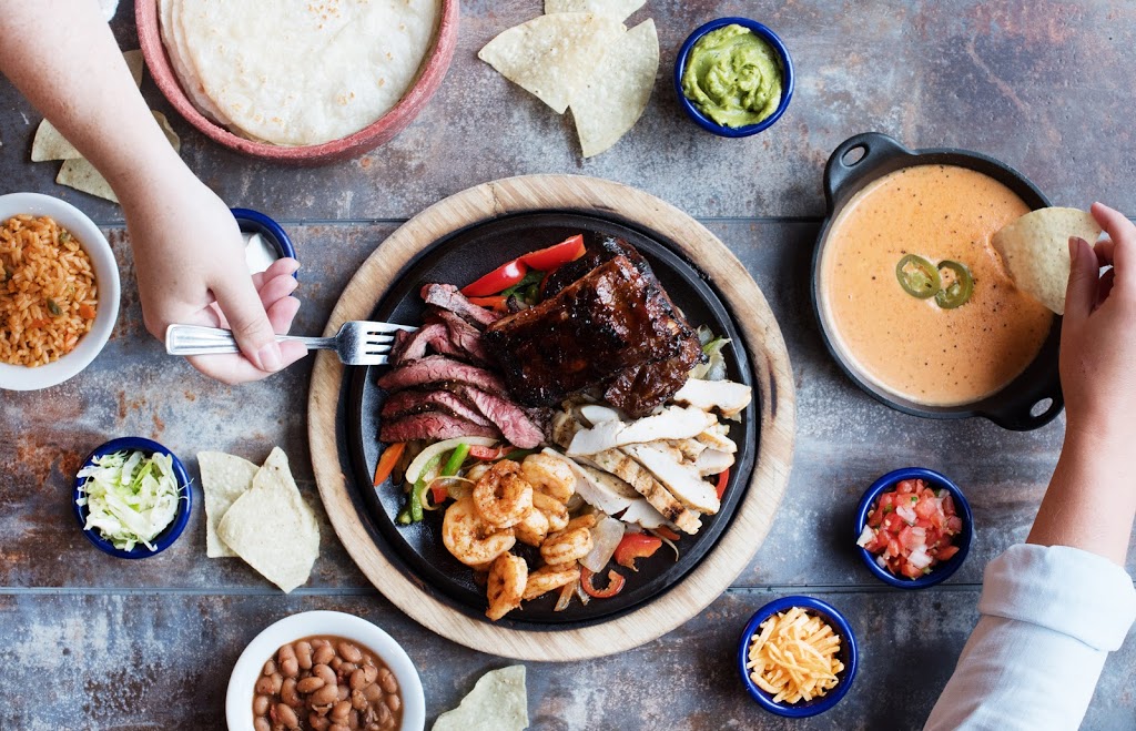 Lone Star Texas Grill | 14 Martindale Crescent, Ancaster, ON L9K 1J9, Canada | Phone: (905) 648-7147