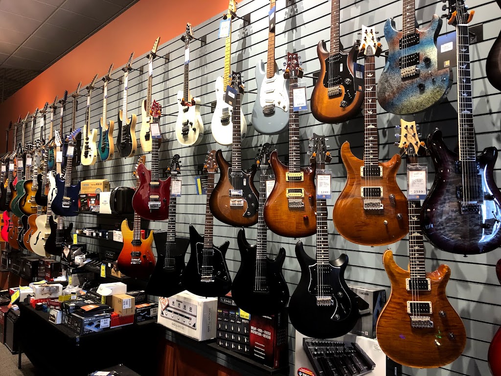 Long & McQuade Musical Instruments | 9833 Markham Rd, Markham, ON L6E 0E5, Canada | Phone: (905) 209-1177