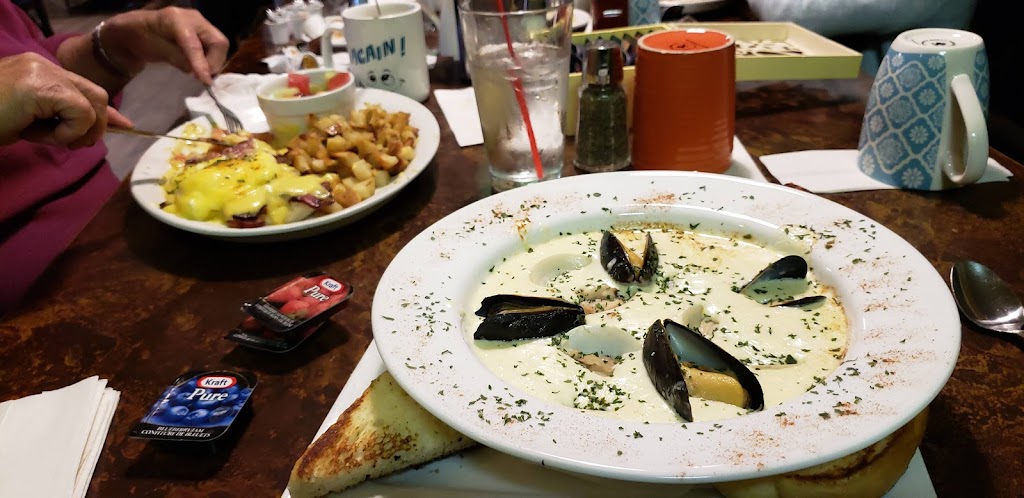 Turtle Beach Cafe | 5022 Johnston Rd, Port Alberni, BC V9Y 5L7, Canada | Phone: (250) 723-5663