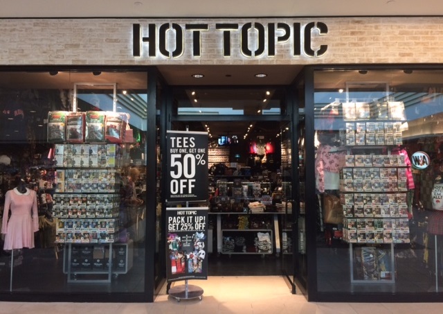 Hot Topic | 1485 Portage Ave RM 240, Winnipeg, MB R3G 0W4, Canada | Phone: (204) 615-0216