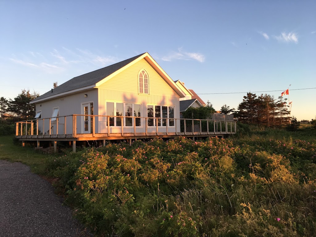 Wild Rose Beach Cottage | 166 Cousins Shore Rd, Kensington, PE C0B 1M0, Canada | Phone: (416) 571-7558