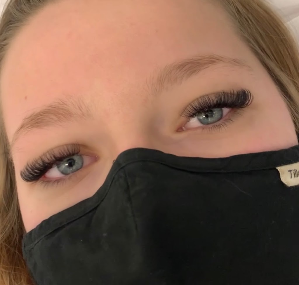 Libra Lash Studio | 11 Lees St, Red Deer, AB T4R 2P1, Canada | Phone: (403) 396-8187